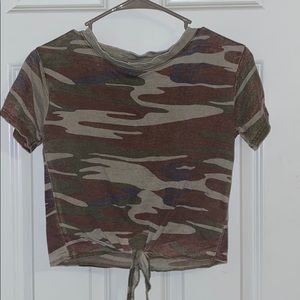 camo crop top ッ